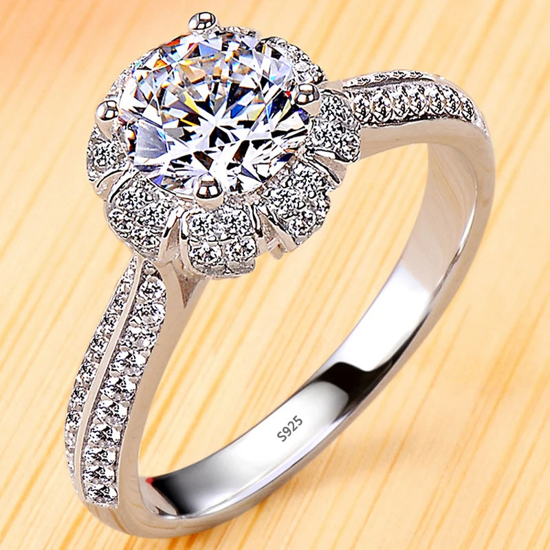 Never Fade Luxury Classic White Gold Color Silver Ring Solitaire 2.0ct Zirconia Diamand