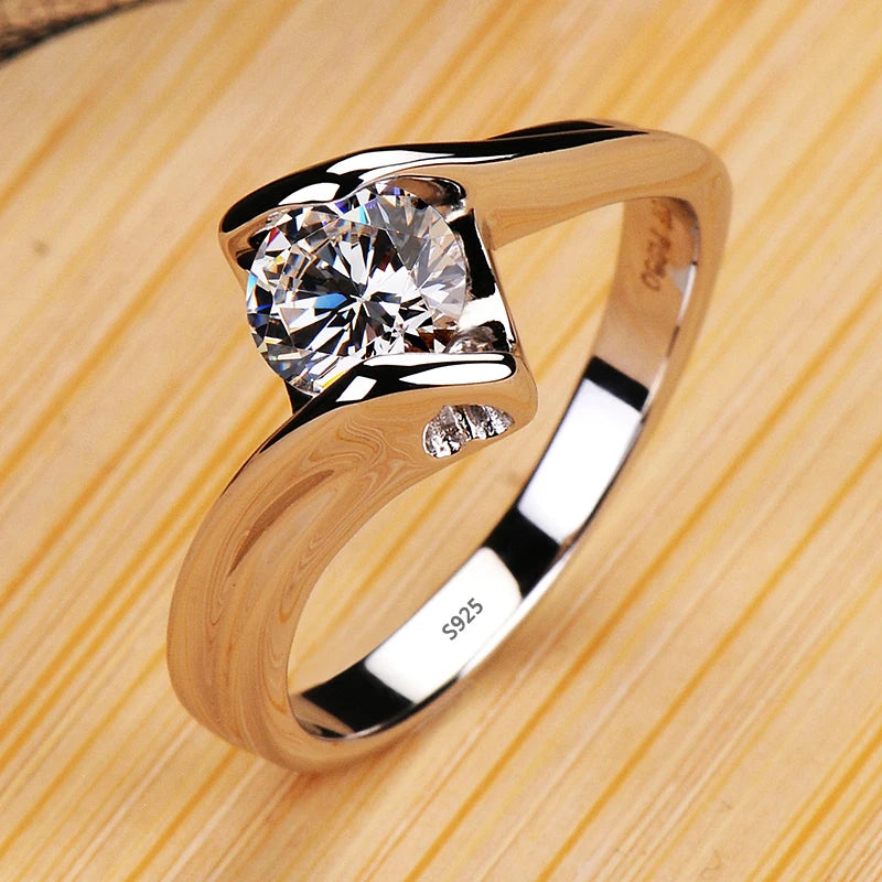 Never Fade Luxury Classic White Gold Color Silver Ring Solitaire 2.0ct Zirconia Diamand